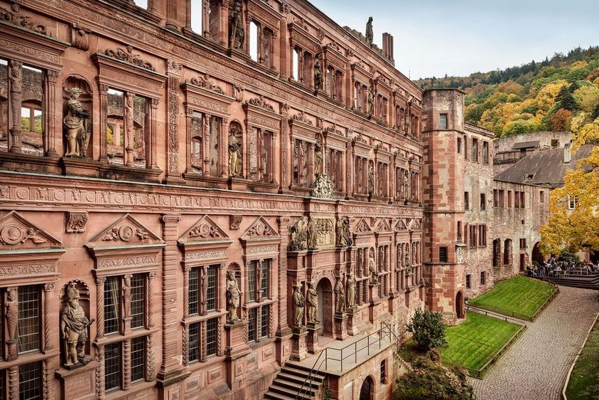 photo: Staatliche Schlösser und Gärten Baden-Württemberg, Günther Bayerl Ottheinrich’s Wing