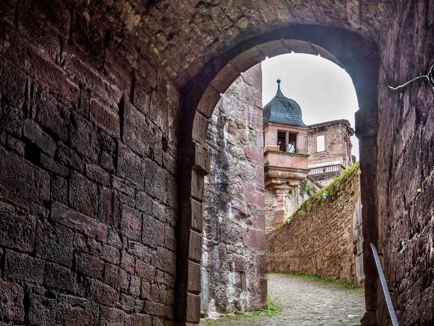 Foto: Ralf Kuhlen Schloss Heidelberg, Der Burgweg