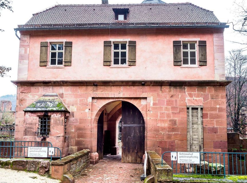 Foto: Staatliche Schlösser und Gärten Baden-Württemberg, Ralf Kuhlen Schloss Heidelberg, Brückenhaus